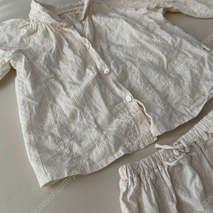 아기옷 슈슈앤크라 비앤어비앤 몽베베 등