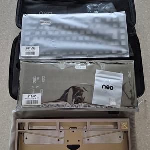 Neo75cu greygold brass 키보드 판매해요
