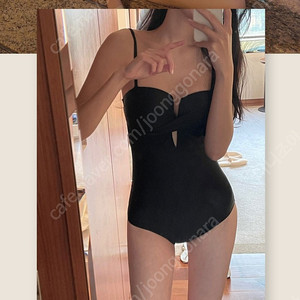 꼬임나시 모노키니