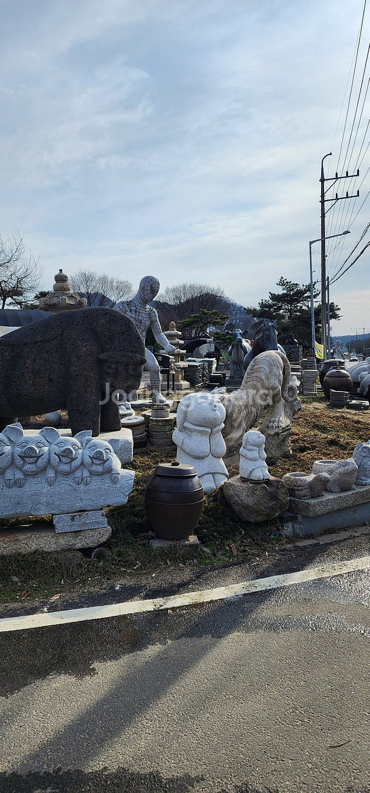 대형 소녀상--3