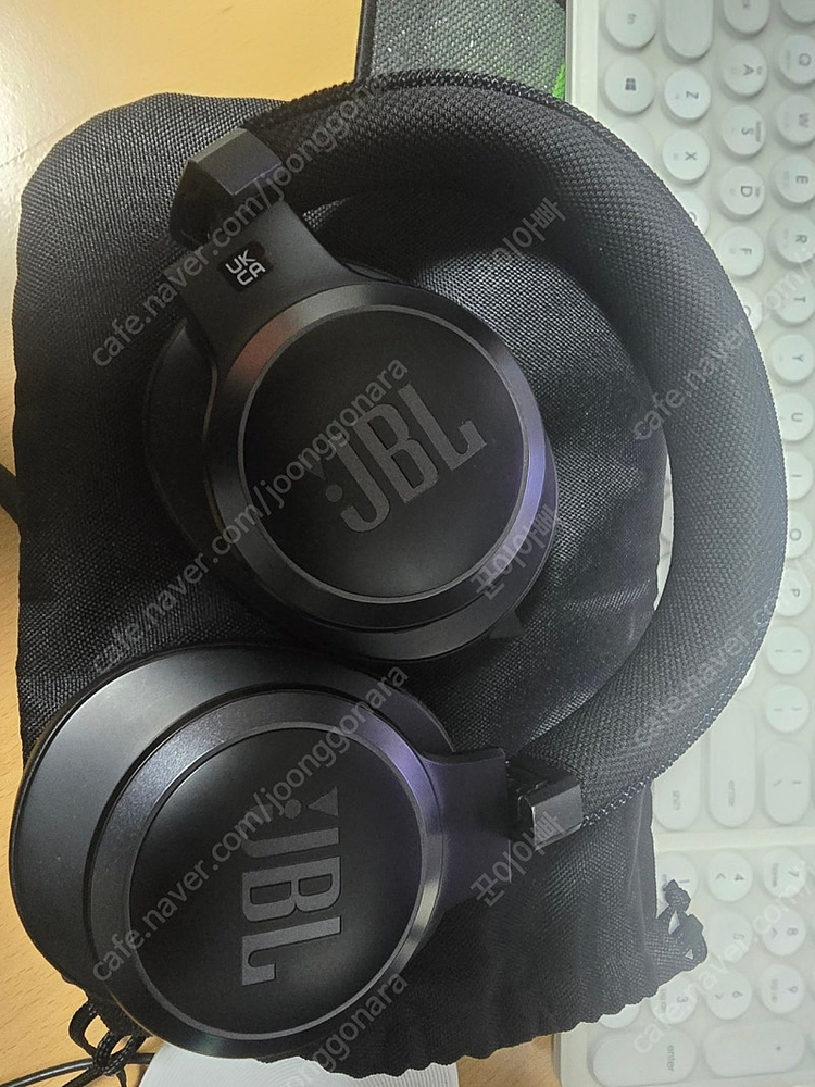 삼성 JBL LIVE 66PNC 블랙 팝니다--3
