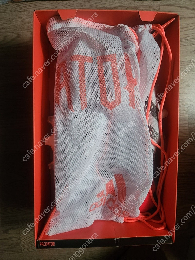 아디다스 프레데터 팝니다--6