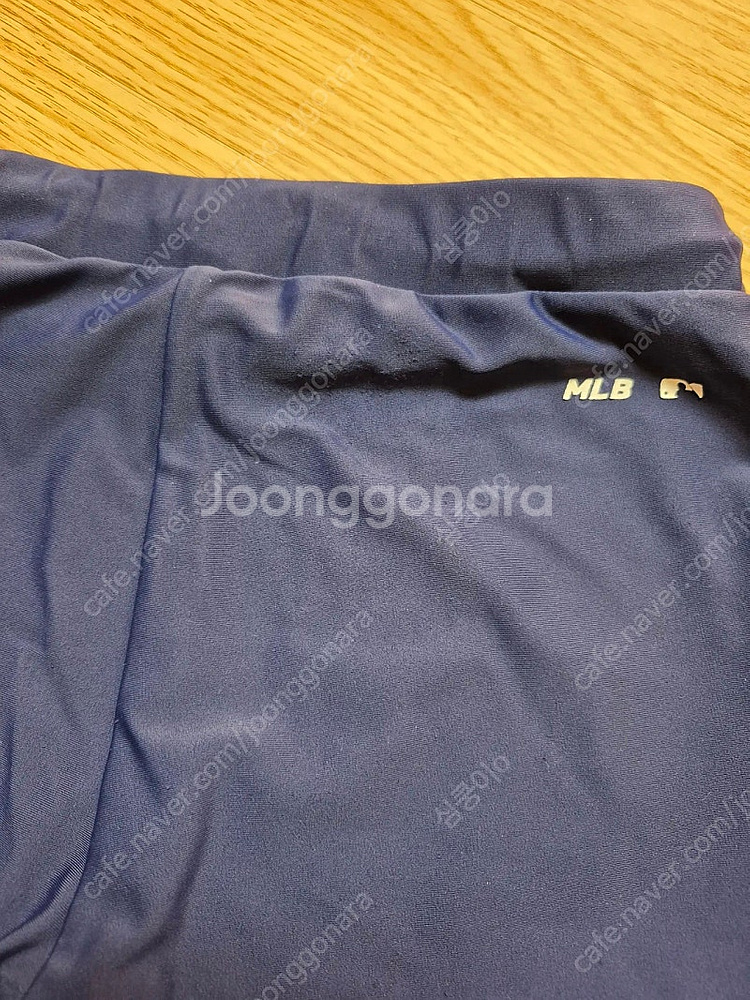 mlb키즈 래쉬가드+모자(플랩캡) 사이즈145 택포 5...--8