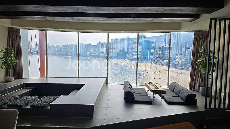 부산 광안리오션뷰 62평 감성펜션--0