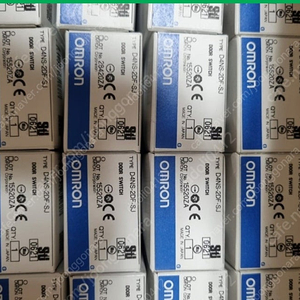 OMRON D4NS-2DF-SJ