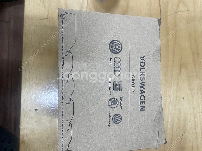 아우디 에어크리너 순정품4G0133843K--1