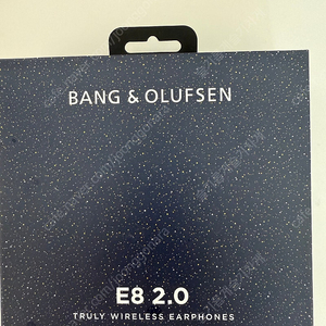 B&O 뱅앤올룹슨 E8 2.0 스타더스트 풀박스 택포 5만 팝니다