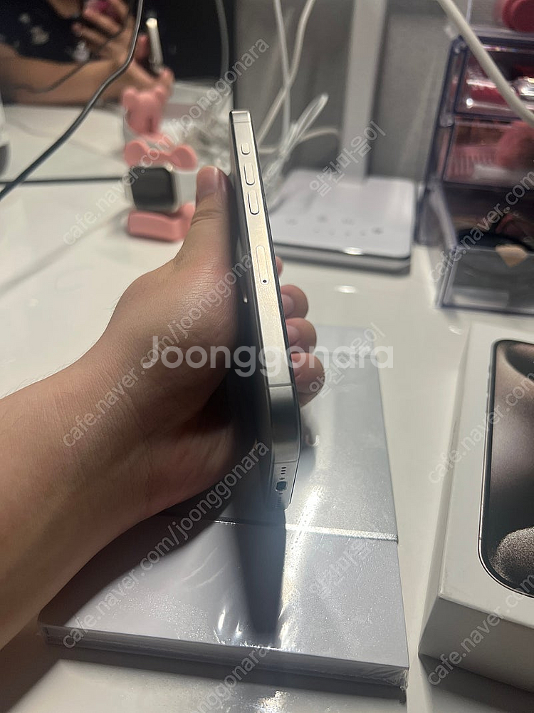 아이폰 15프로 내츄럴티타늄 128GB 풀박스--1