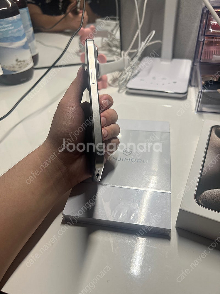 아이폰 15프로 내츄럴티타늄 128GB 풀박스--3