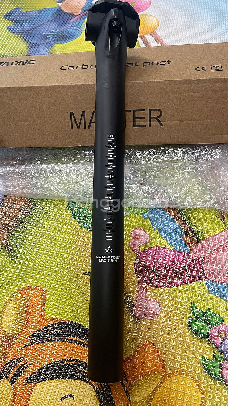 엘리타원 초경량 카본싯포스트 30.9 * 350mm--2