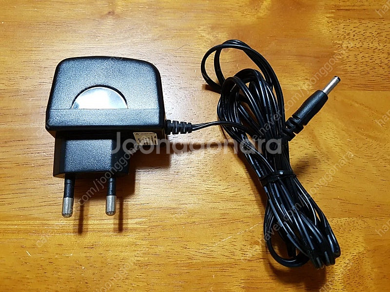 AC ADAPTOR (DSA 0051 05 FKA 60...--0