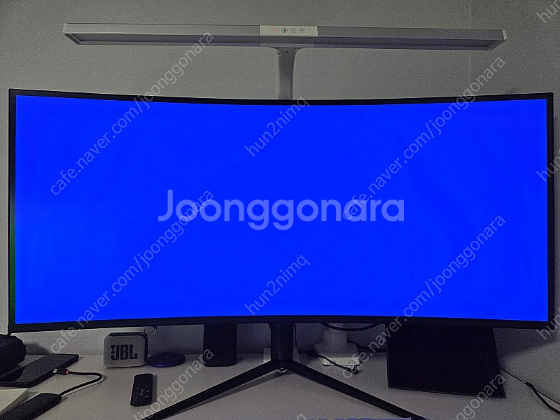 와사비망고 40인치 모니터 Artview 400 팝니다...--2