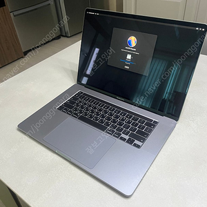 2019 맥북프로 16인치 i9 / 32G / 2TB 스페이스 그레이