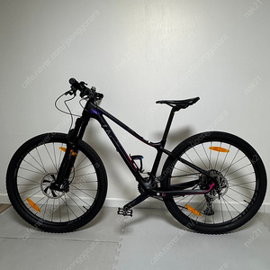 자이언트 리브 옵세스 어드밴스2 MTB 카본 자전거 판매합니다