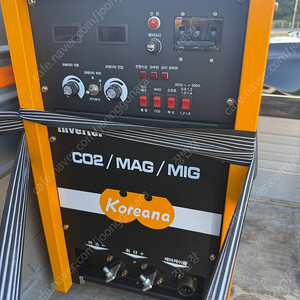 Co2 용접기 코리아나350a 신품급 (풀셋트)
