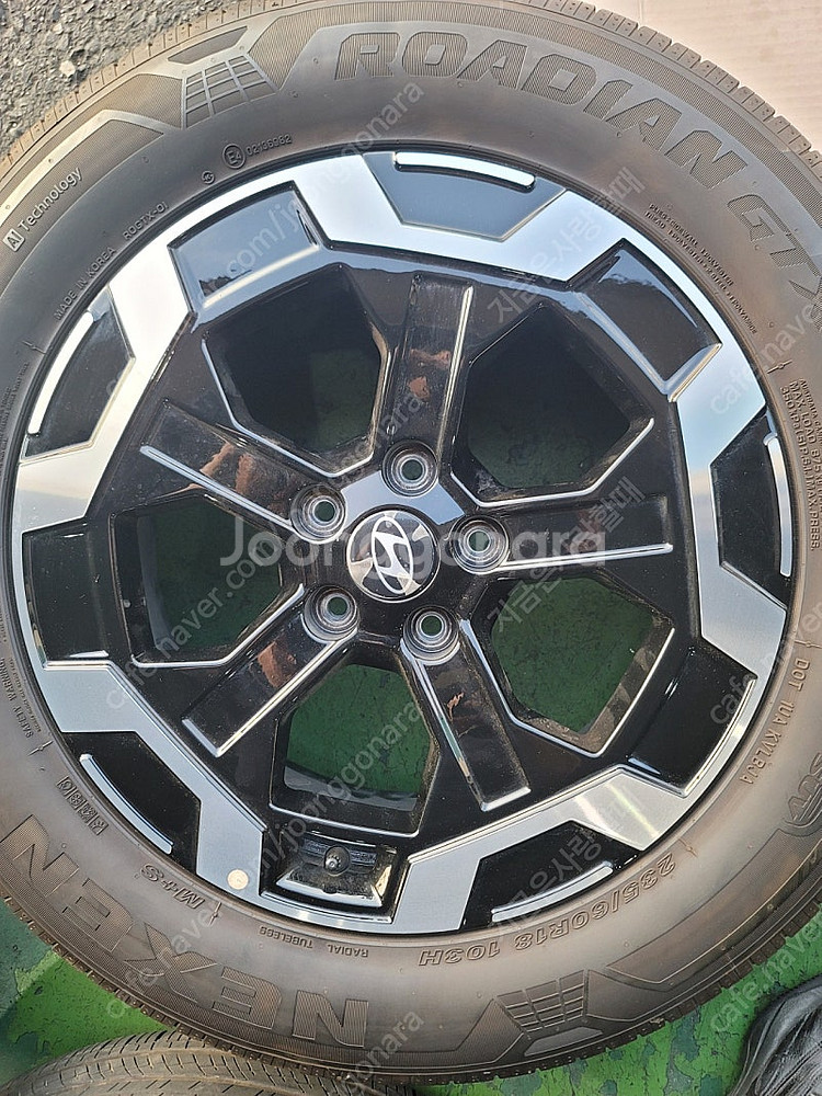 싼타페 MX5 18인치 휠타이어 , TPMS, 휠캡포함--1