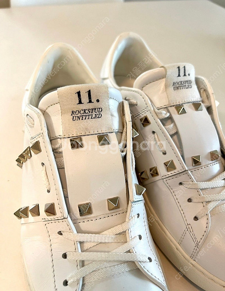 발렌티노 남성 락스터드 언타이틀 스니커즈 39사이즈--2