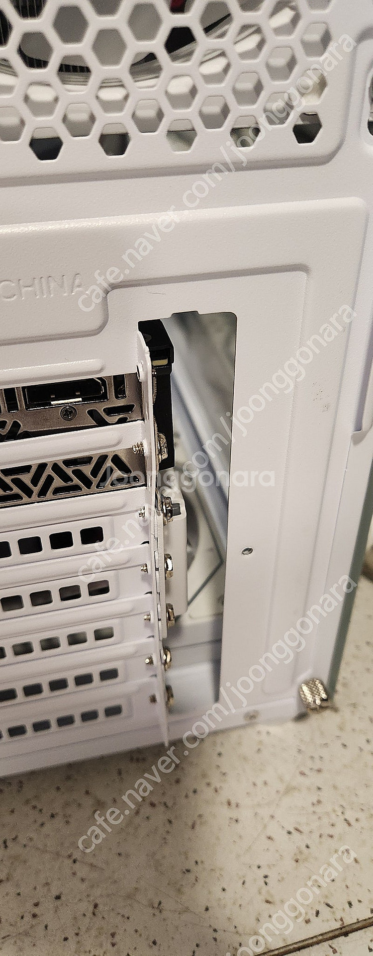 고사양 게이밍 컴팝니다 라이젠7500F DDR5 32G...--0