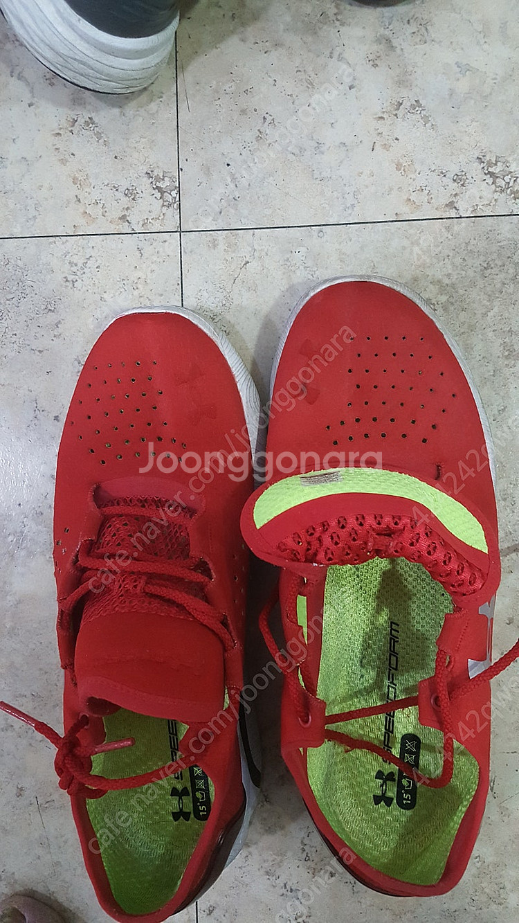 등산조끼 105 코펠 런닝화 265 -280--2