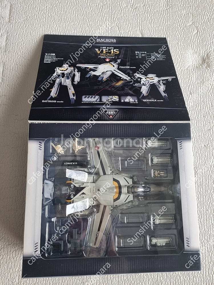 가격인하 야마토 로이포커기 입니다. 마크로스 VF-1S...--0