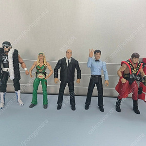 wwe 마텔 피규어 팝니다.