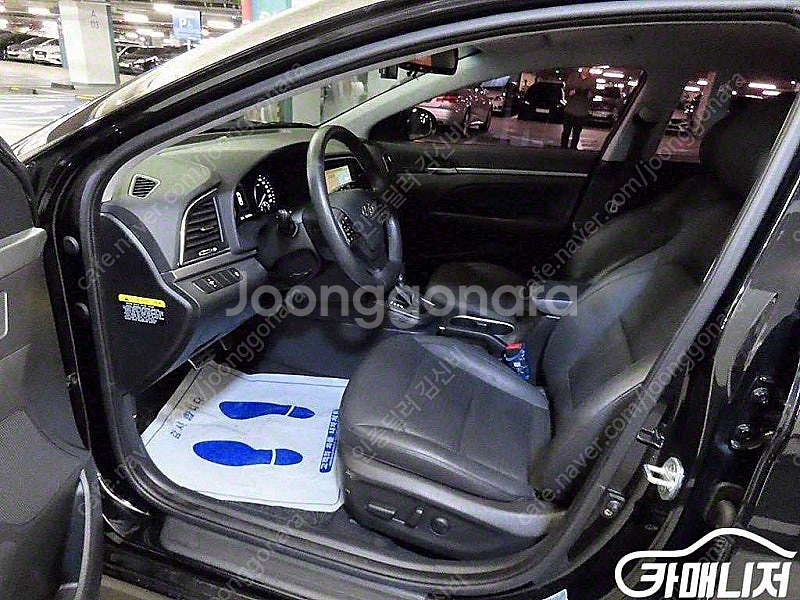 중고 아반떼 AD 1.6 GDI 프리미엄 2017 년식...--6