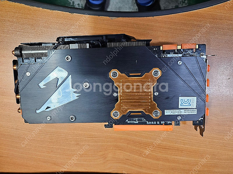 기가바이트 어로스 익스트림 1080ti 팝니다--4