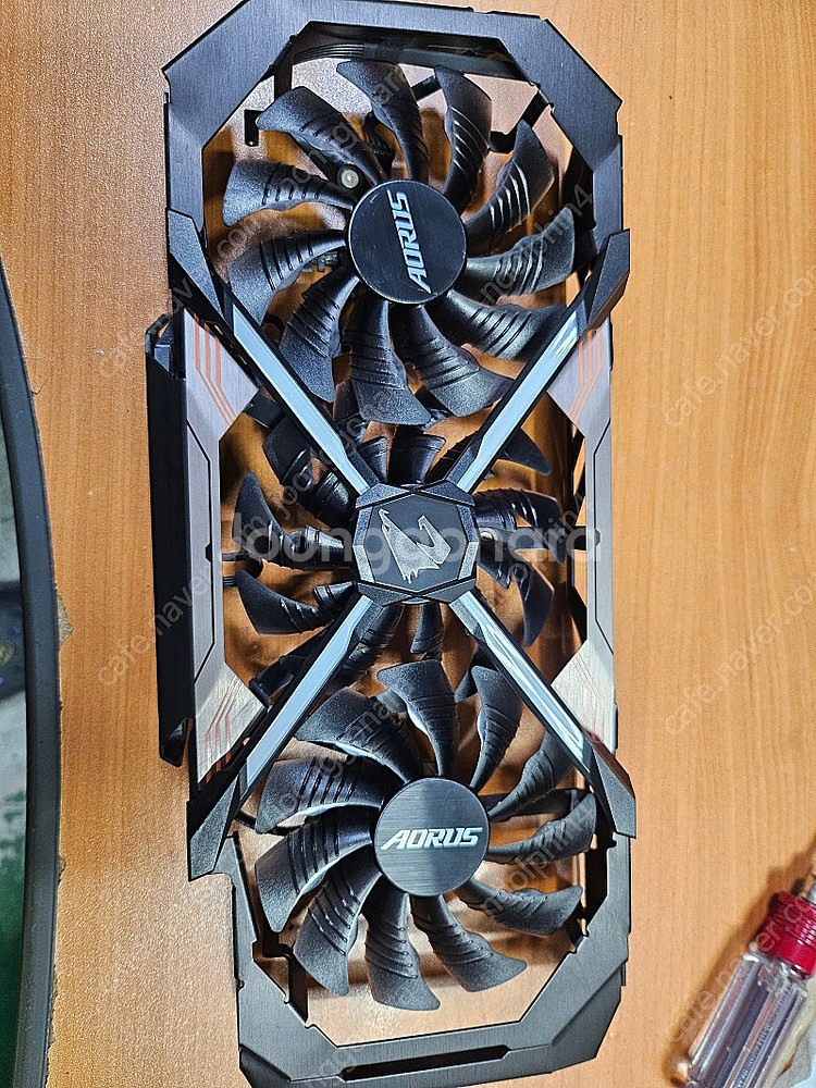 기가바이트 어로스 익스트림 1080ti 팝니다--8