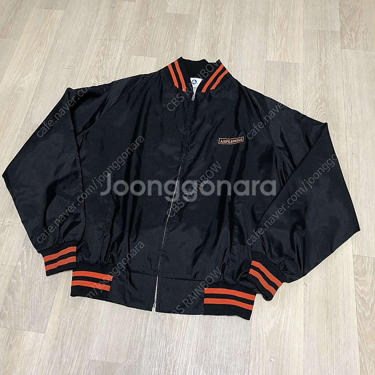 [29,000] (L) 90's MADE IN U.S....--5