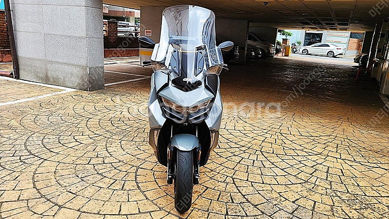 깔끔하게 관리한 C 400 GT 판매합니다.(2019년...--2
