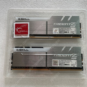 [대구] Trident Z RGB 지스킬 DDR4 16기가 (8x2) 판매합니다