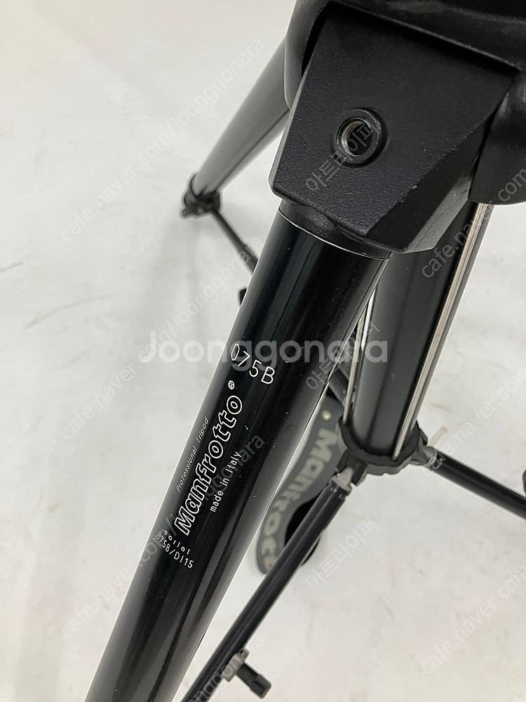 맨프로토 Manfrotto 중 대형 삼각대 075B 모...--0