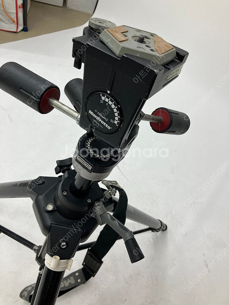 맨프로토 Manfrotto 중 대형 삼각대 075B 모...--5