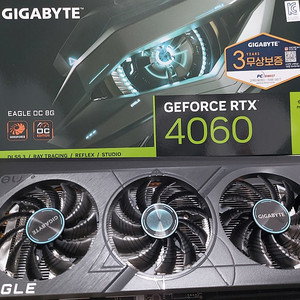 GIGABYTE 지포스 RTX 4060 EAGLE OC D6 8GB 3팬 팝니다.