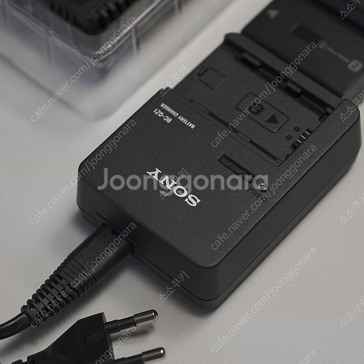 소니 a7m4 + 2470gm2 + 세로그립 + 배터리...--4