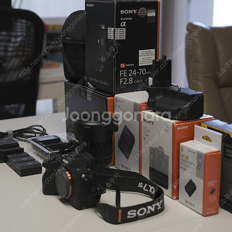 소니 a7m4 + 2470gm2 + 세로그립 + 배터리...--6