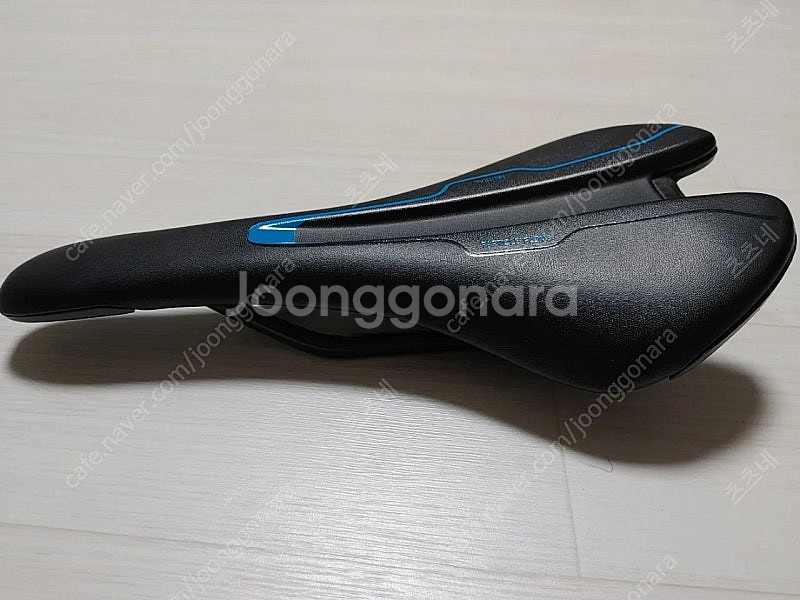 **카본레일] 초경량 자이언트 컨텍트 SLR 카본 안장...--6