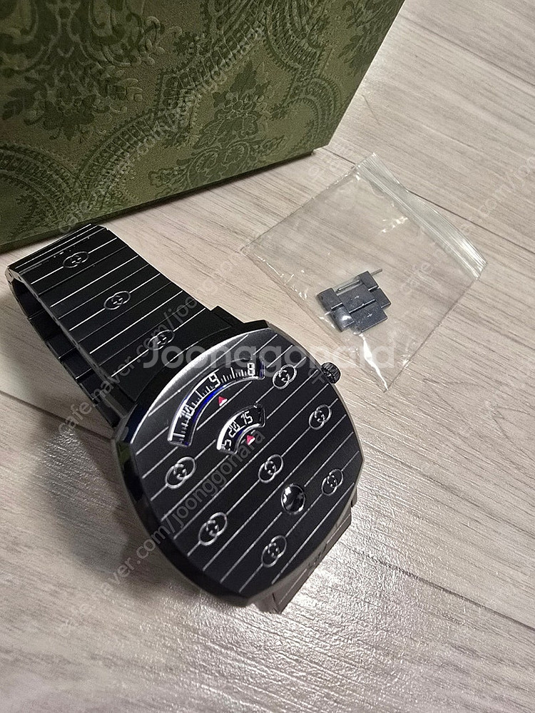 구찌 그립 시계 38mm 블랙--0