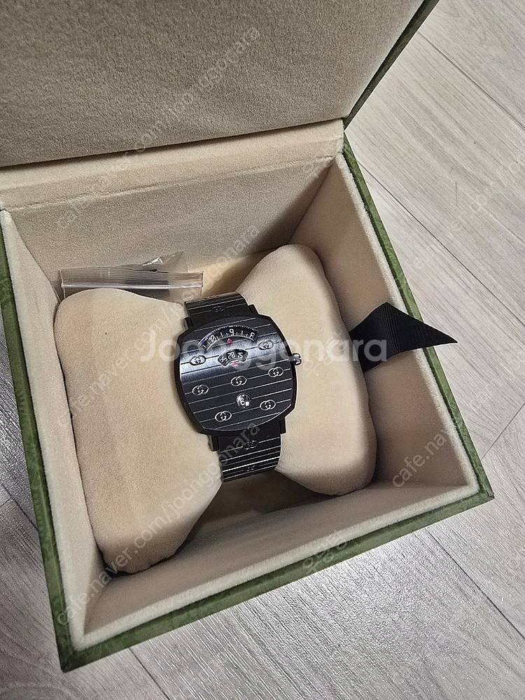 구찌 그립 시계 38mm 블랙--4
