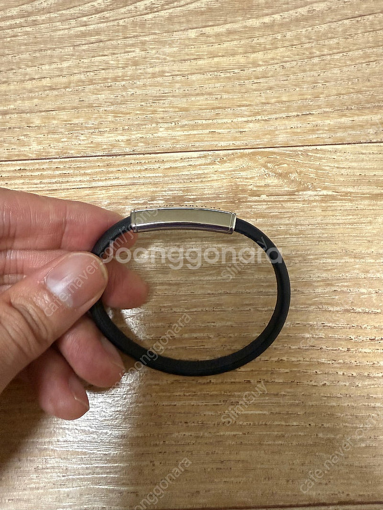 루이비통 남성 팔찌 판매합니다--5