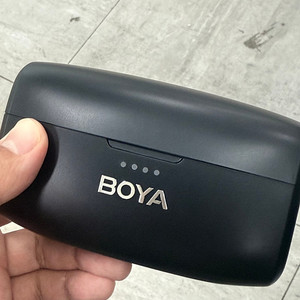 보야 boyamic 2채널 무선 마이크 미사용 팔아요