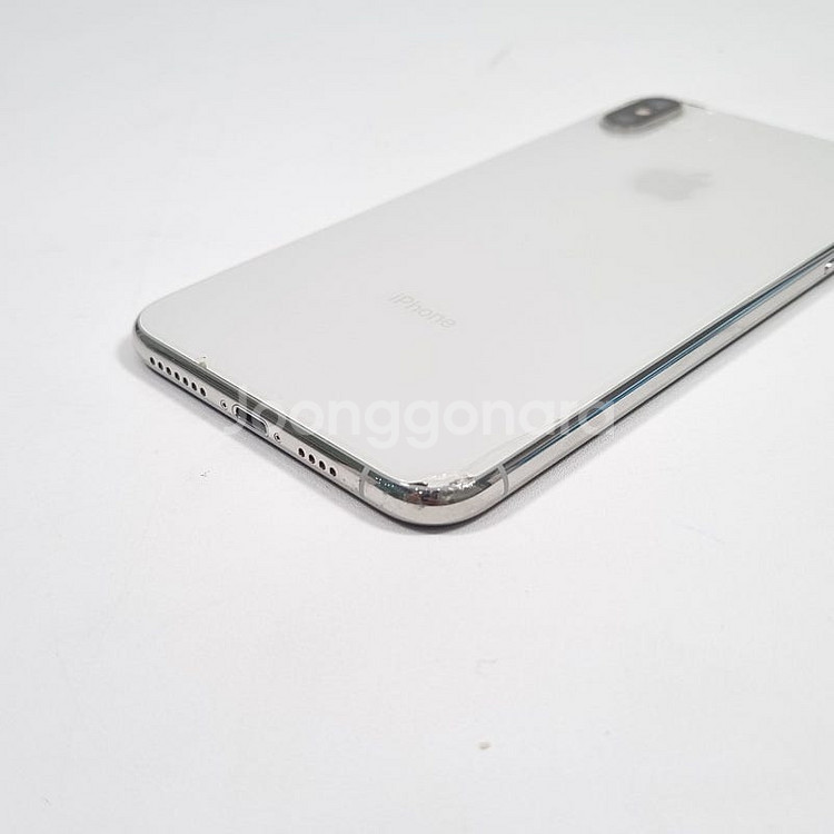 희귀폰 인스타용카메라 아이폰 XS MAX 256G 실버...--2