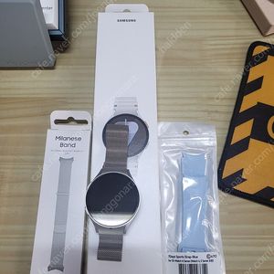 갤럭시워치 7 LTE 실버 44mm 판매합니다.