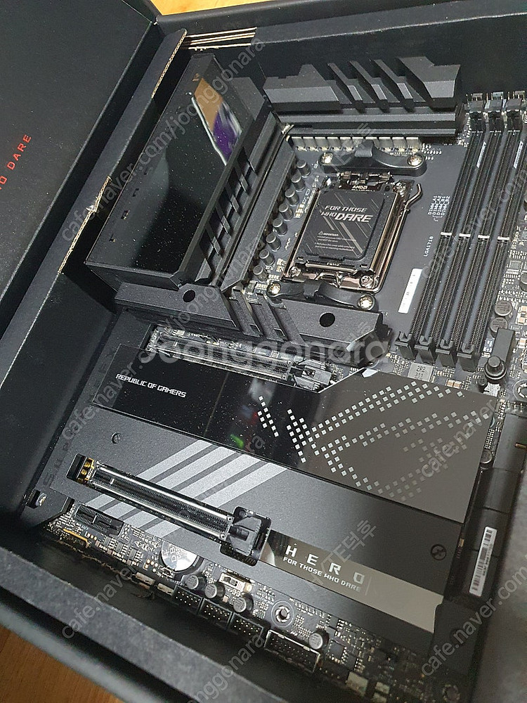 ASUS ROG X670E HERO STCOM 리퍼 준...--4