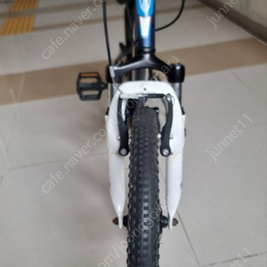 trek mt60 20인치 자전거 팝니다.