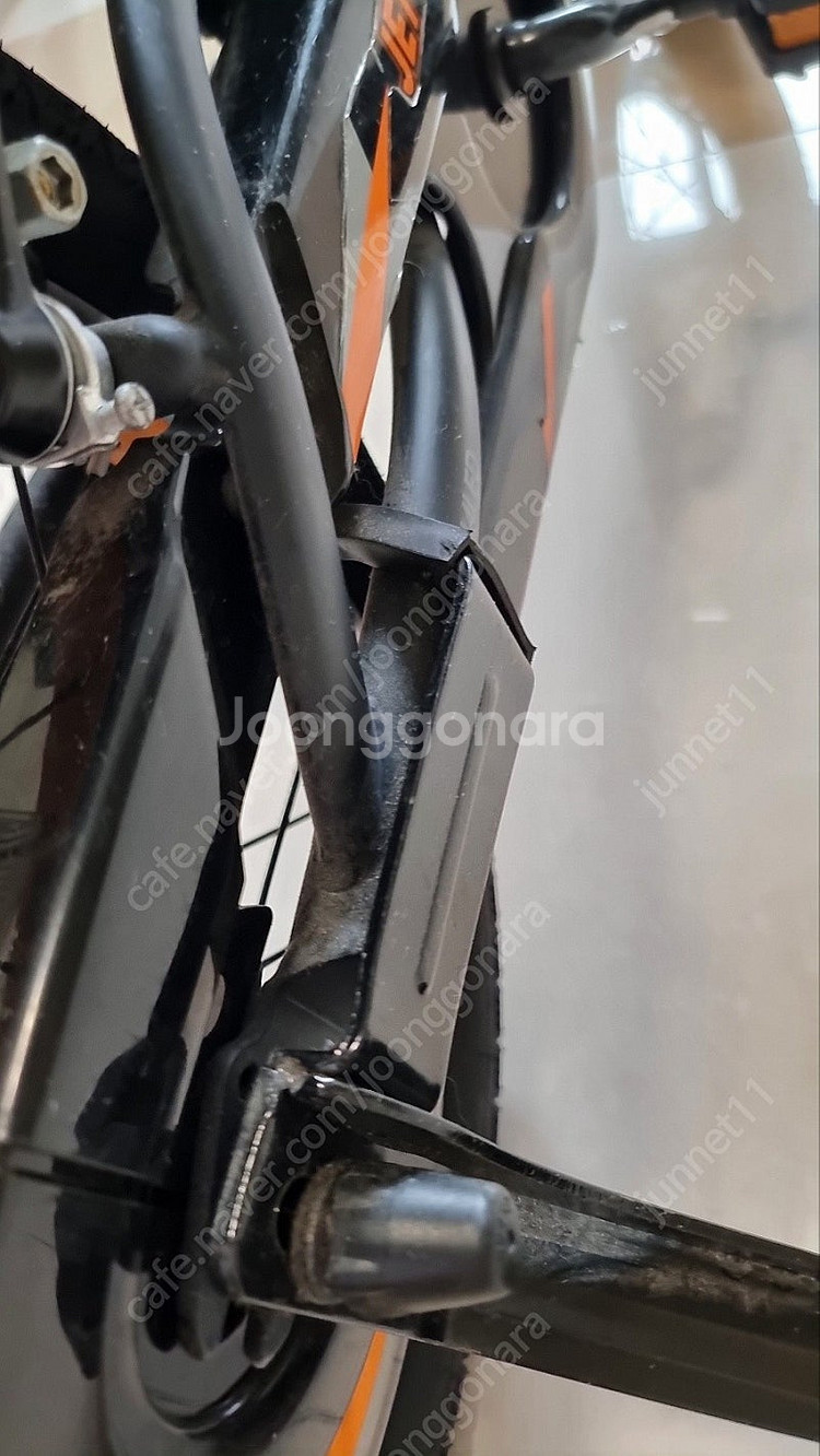 trek 트렉 프리칼리버 16인치 자전거 팝니다.--2