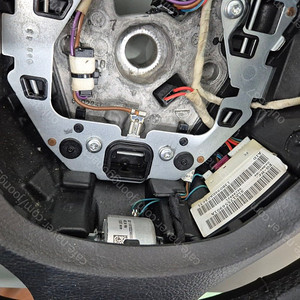 BMW F01 F10 F07 7시리즈, 5GT, 5시리즈 열선 진동 ACC 풀옵 핸들 판매합니다.