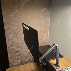 니케 갤럭시탭 울트라 거치대 판매