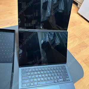ASUS 젠북 듀오 UX8406MA