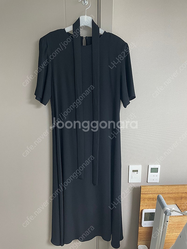 오르 루 반팔 원피스 (블랙)--0